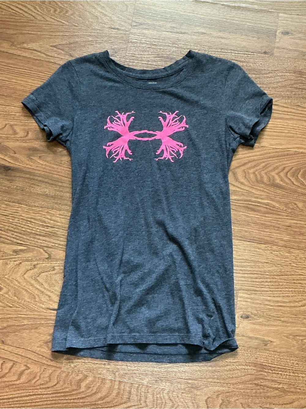 Womens Under Armour Dark Gray Tee with Pink Graphic